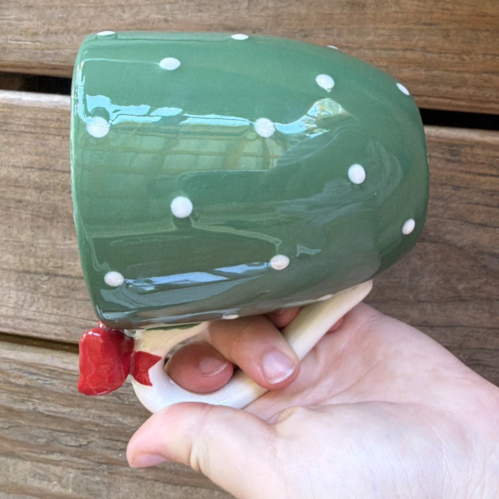 Global Design Connections 16oz Ceramic Coffee Mug Green Polka Dot Red Bow