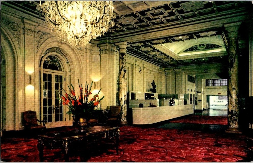 Vintage Sheraton-Plaza Hotel Boston Lobby Postcard Tichnor Bros