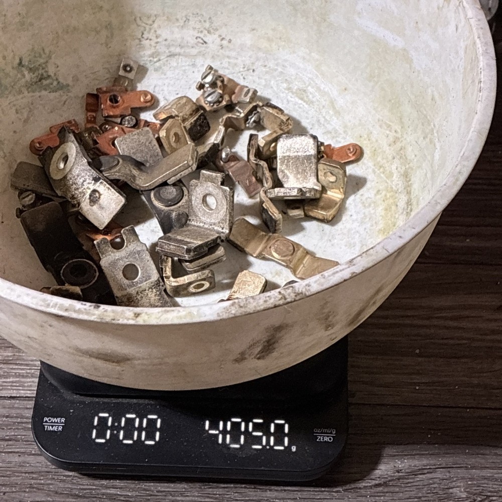 SCRAP CIRCUIT BREAKER CONTACTS- SILVER/COPPER  405 grams . REFINE