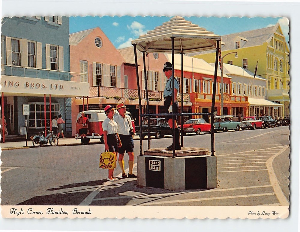 Postcard Heyl's Corner Hamilton Bermuda British Overseas Territory
