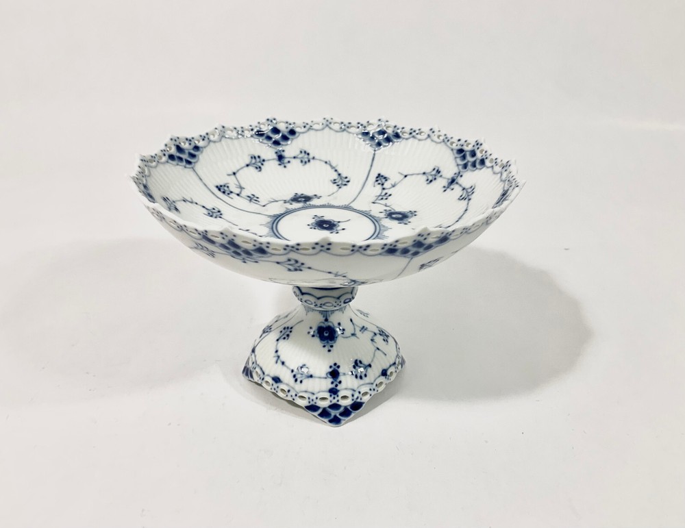 Royal Copenhagen Blue Fluted Full Lace 1020 Elegant Cake Stand Bowl