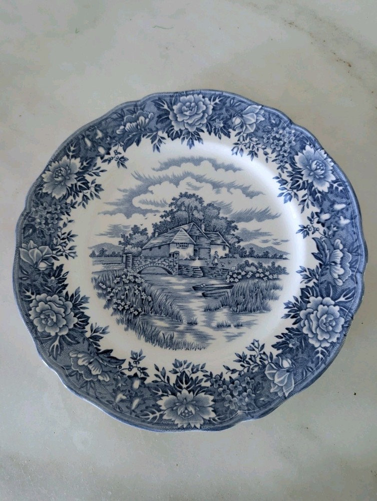English Village Salem China Co. Olde Staffordshire 10