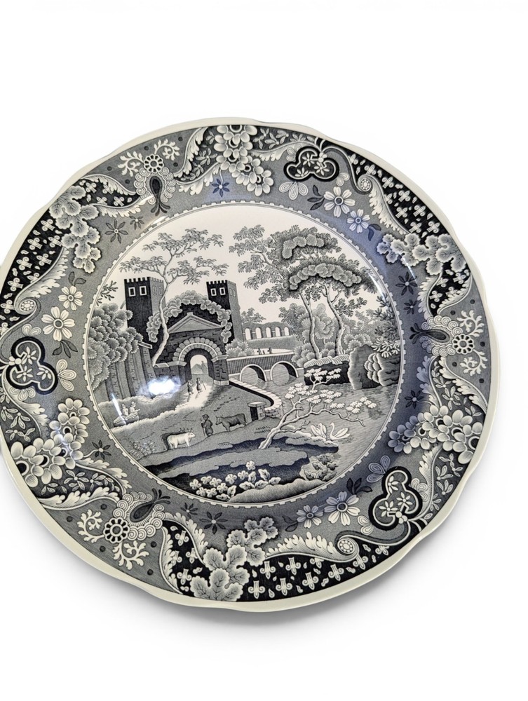 Spode Archive Collection Traditions Series 'Castle' Dinner Plate 10.5
