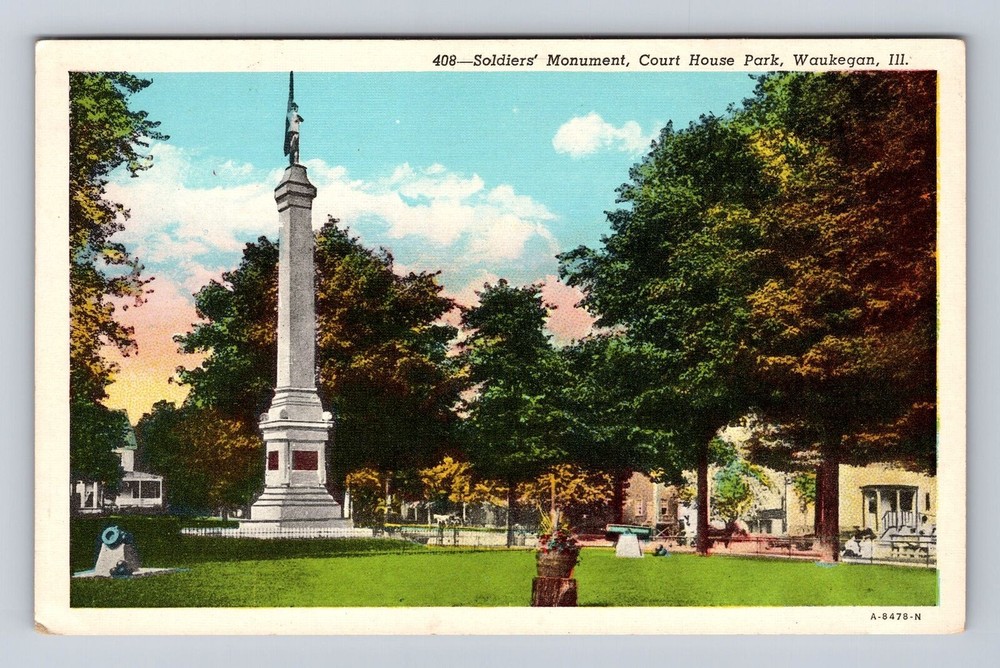 Waukegan IL-Illinois, Siers Monument, Court House Park, Vintage Postcard