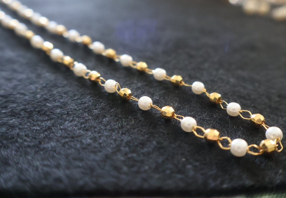 Vintage Napier Gold Tone Faux Pearl Faceted Bead Dainty Station Link Necklace