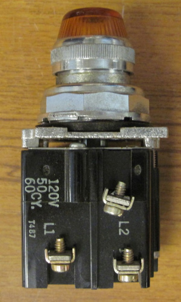 Cutler-Hammer 10250T221Prestest Light