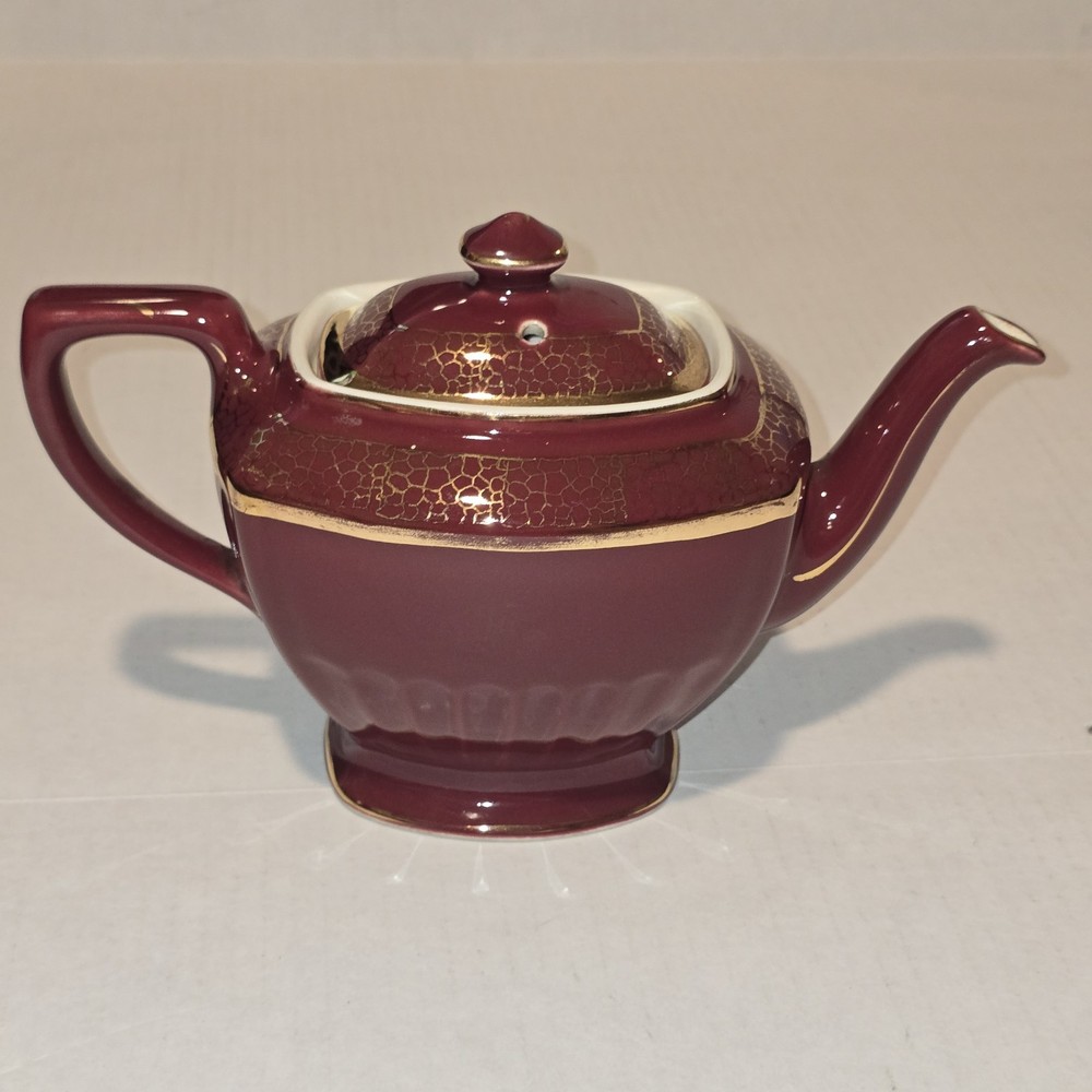 RARE Hall Teapot Hollywood 0113 Burgundy Gold Trim 6 Cup USA Vintage 1940s