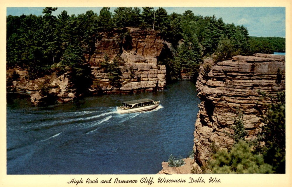 High Rock and Romance Cliff, Wisconsin Dells 1969 Postcard