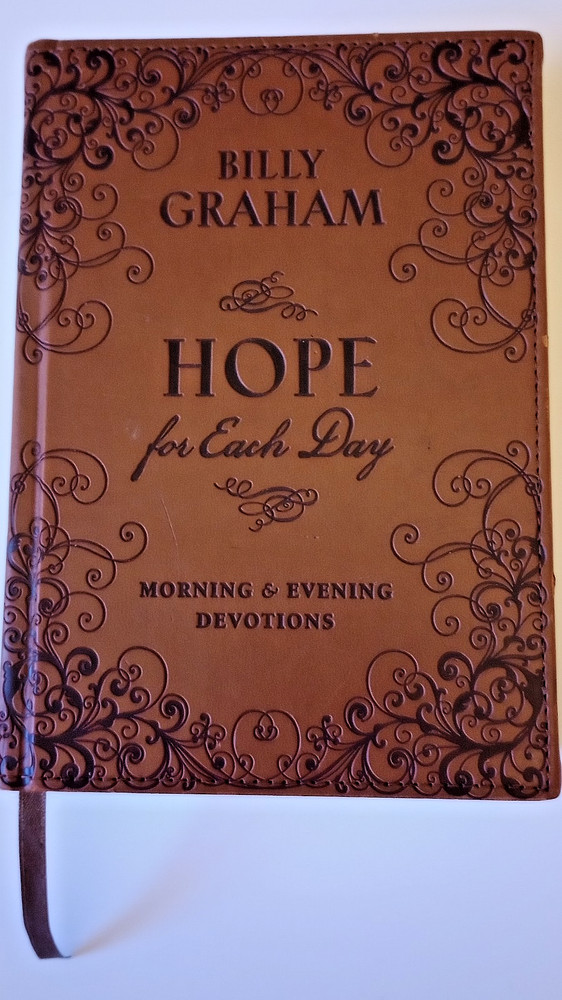 Billy Graham Hope for Each Day Morning & Evening Devotions - Leather