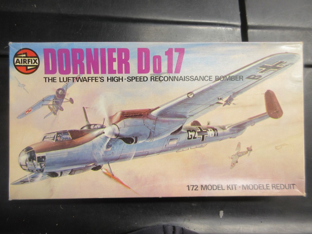AIRFIX 1/72 DORNIER Do-17  #04014-4  vintage