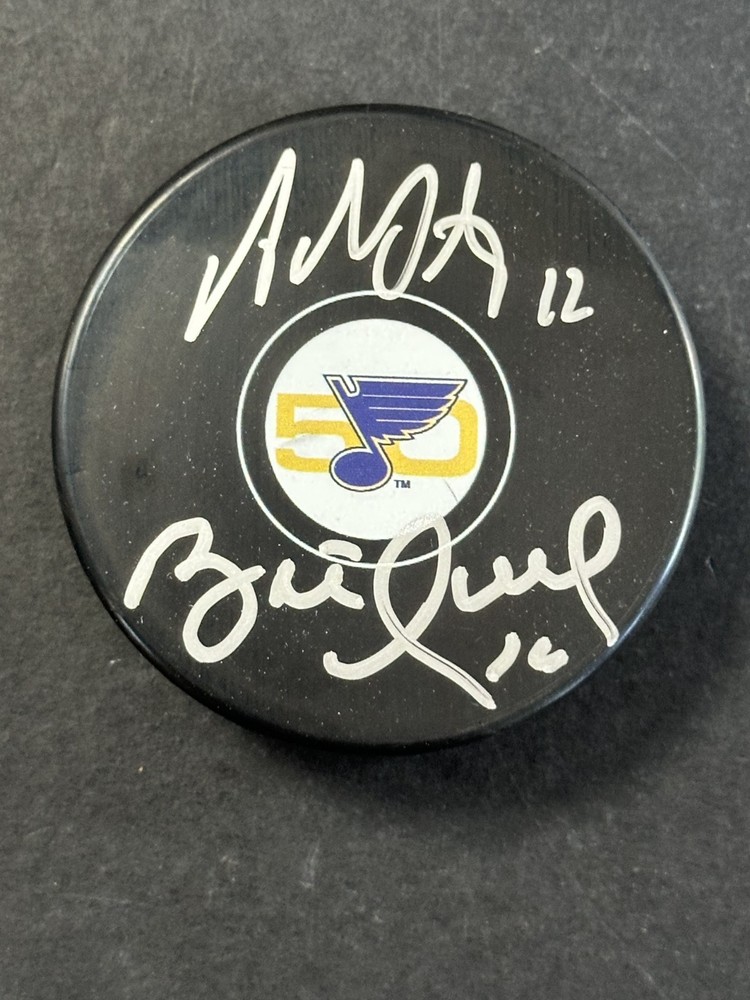 Adam Oates Brett Hull HOF Signed St Louis Blues Hockey Puck AUTO BAS BeckettPROBSTEIN is actively accepting consignments !!