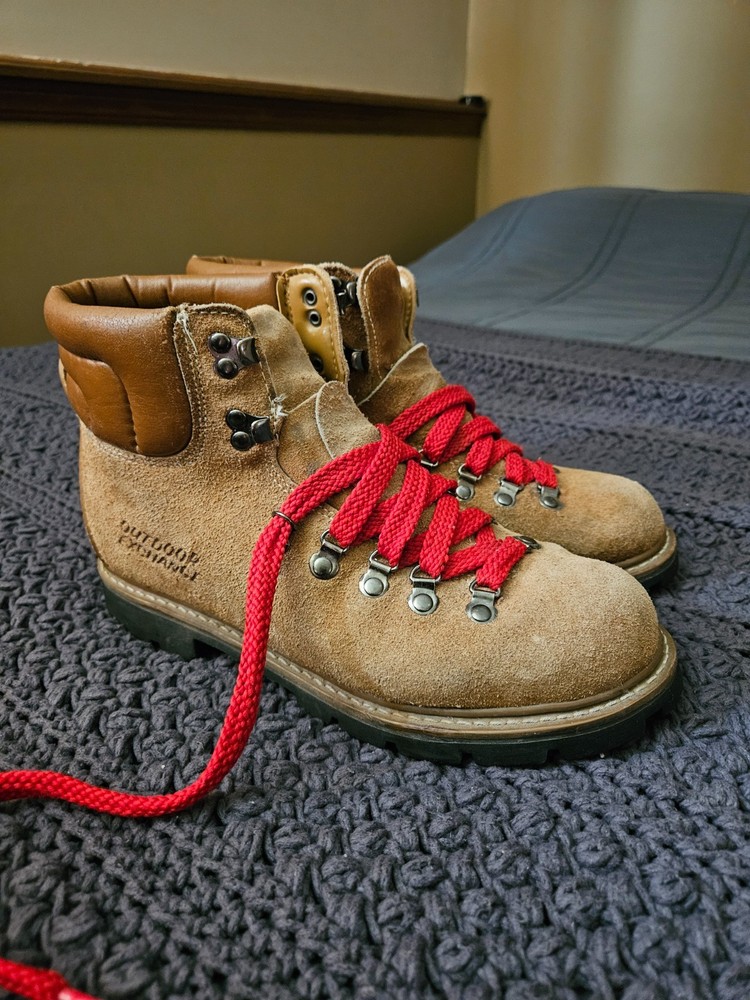 Vintage Leather Suede Hiking Boots Stitched Construction Size 9.5 Outdoor Ready