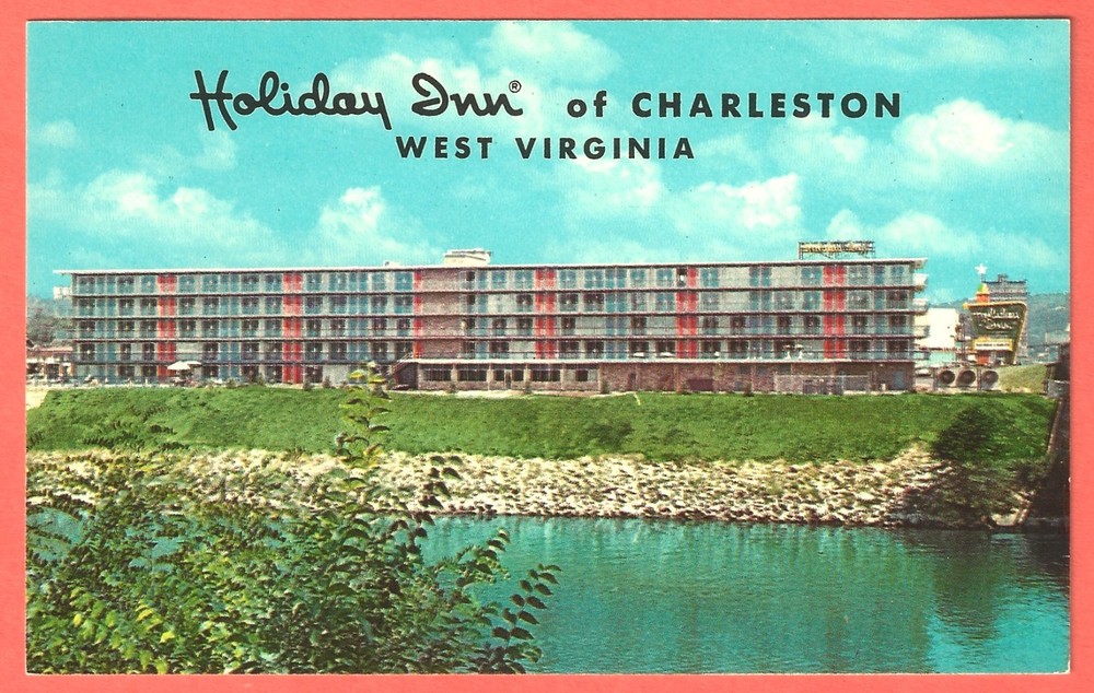 HOLIDAY INN, CHARLESTON, WEST VIRGINIA – U.S. Hwy. 60 - 1964 Postcard