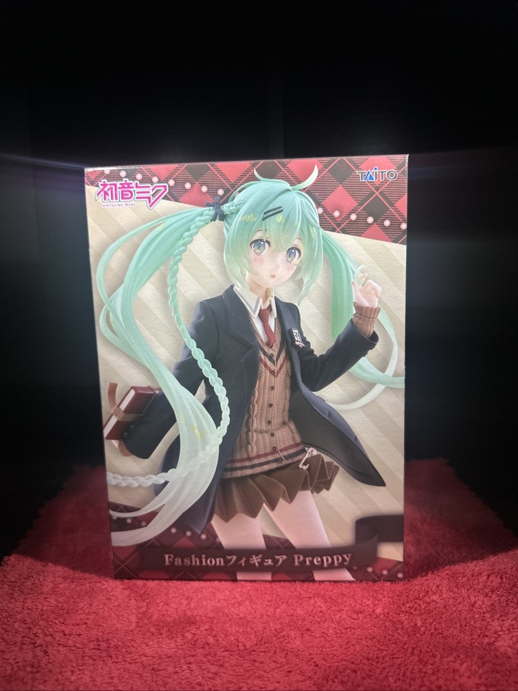 Hatsune Miku Preppy Miku Fashion Figure Prep Miku Ver. TAITO Prize Japan NEW