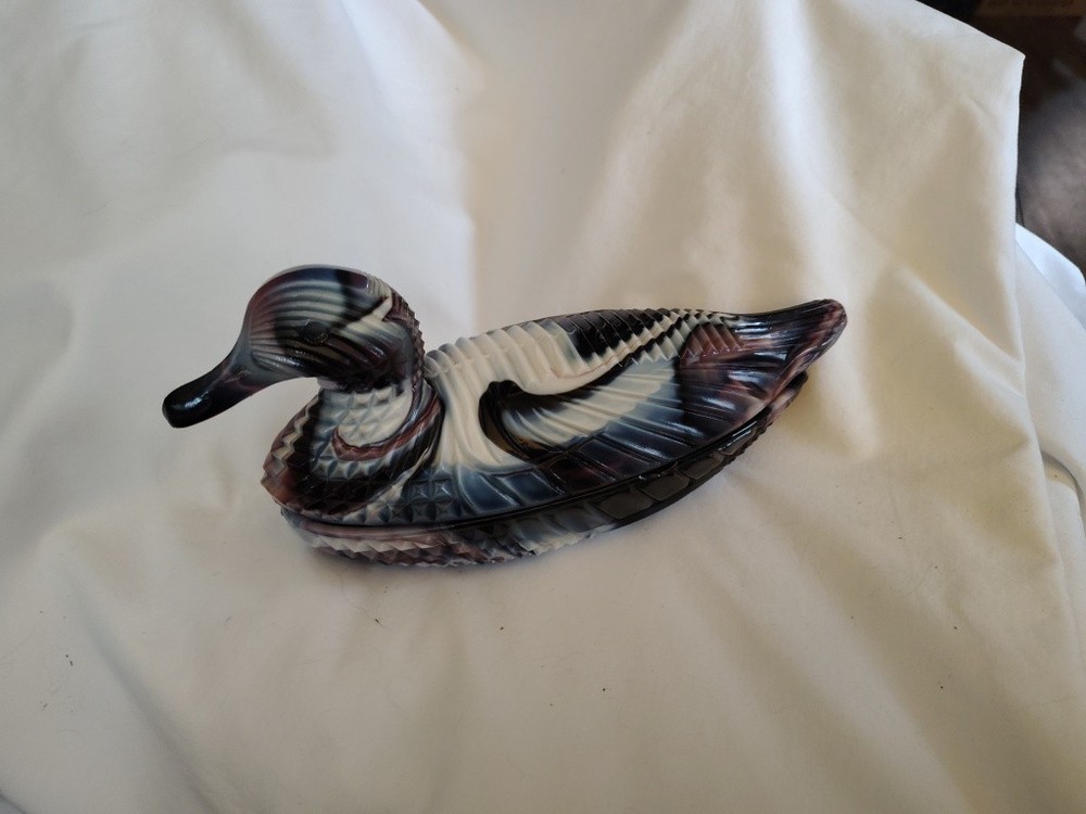 LG Wright Glass Purple Slag Duck on Nest