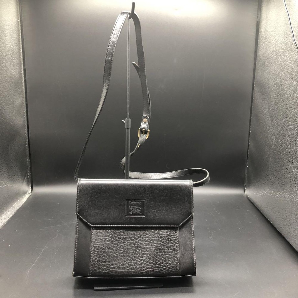 Burberry Shoulder Bag Nova Check Leather Black Authentic F1114651