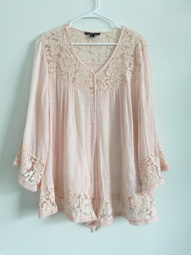 Zac & Rachel Woman Top Women 2X Pink Lace Flowy Boho Ethereal Romantic Button