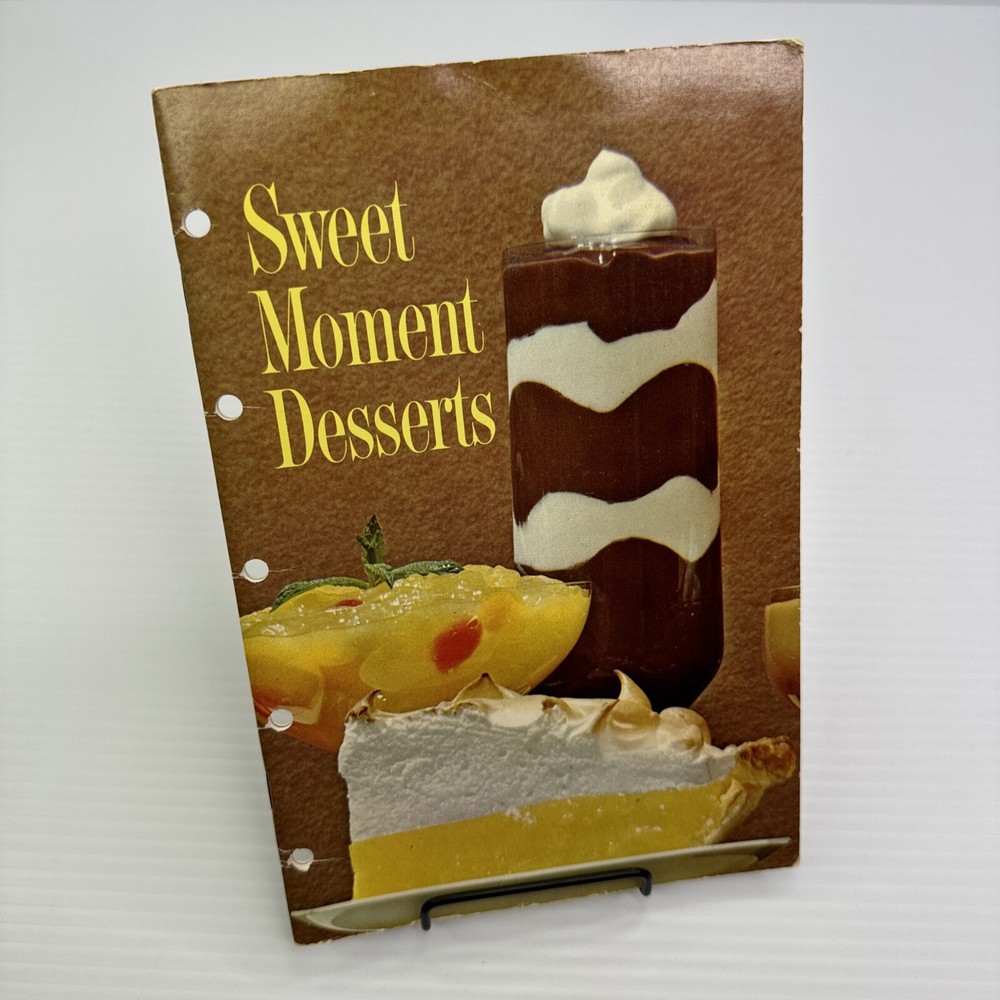 Sweet Moments Desserts 1966 Vintage Recipe Booklet General Foods Corporation