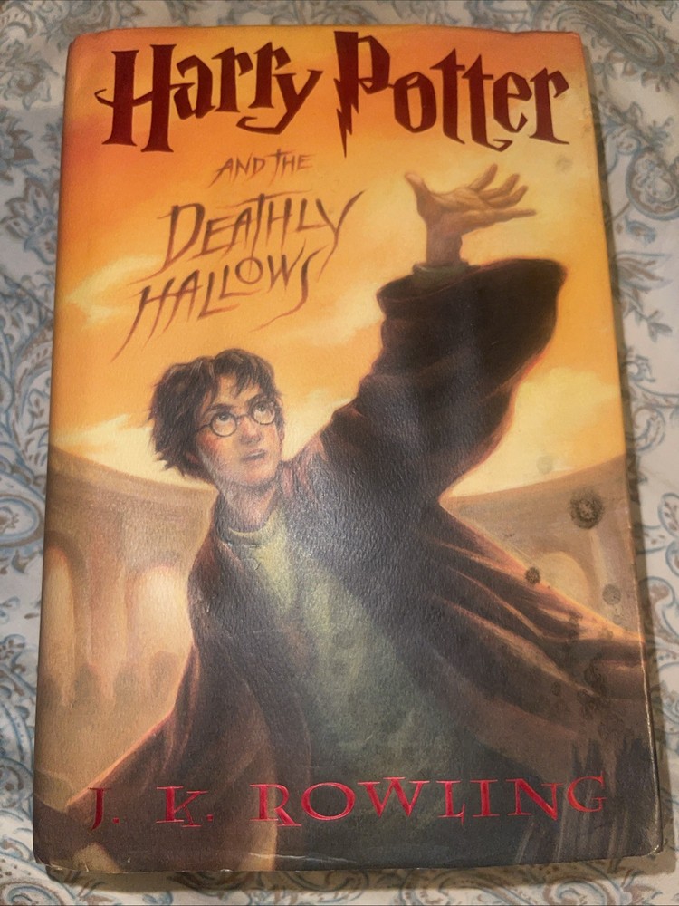Harry Potter and the Deathly Hallows - First Edition First Print, 759 Page Error