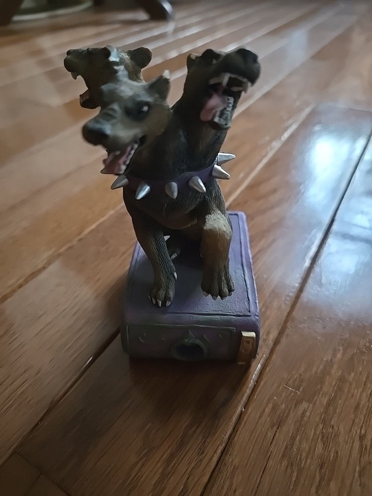 Vintage 2000 Harry Potter Fluffy Storyteller Figurine