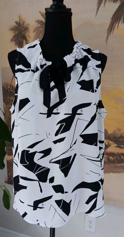 Vince Camuto XL Shell Blouse, Black White Abstract Print, Front Tie, Ruched Neck