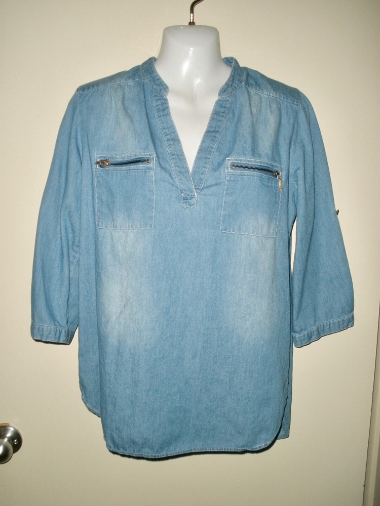 #256 My Michelle Lightweight Blue Denim Jean Shirt M Zipper Pockets Distressed