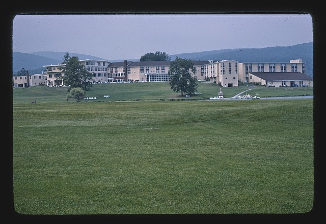 Photo:Fallsview, New York, Ellenville