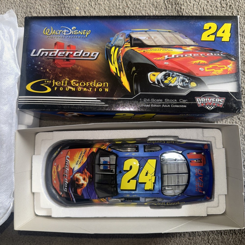 2007 Jeff Gordon Foundation Disney's Underdog 1/24 Action NASCAR Diecast