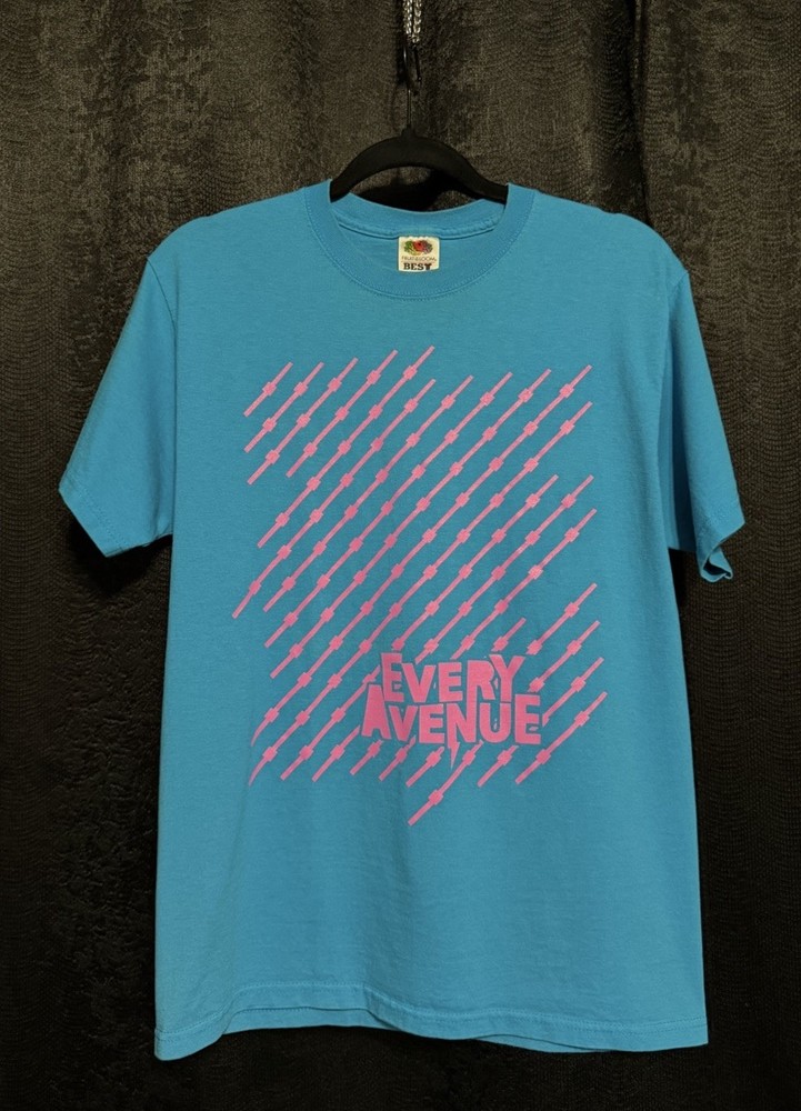 Vintage Every Avenue Venetian Blinds Tshirt Scene Blue Medium Rare