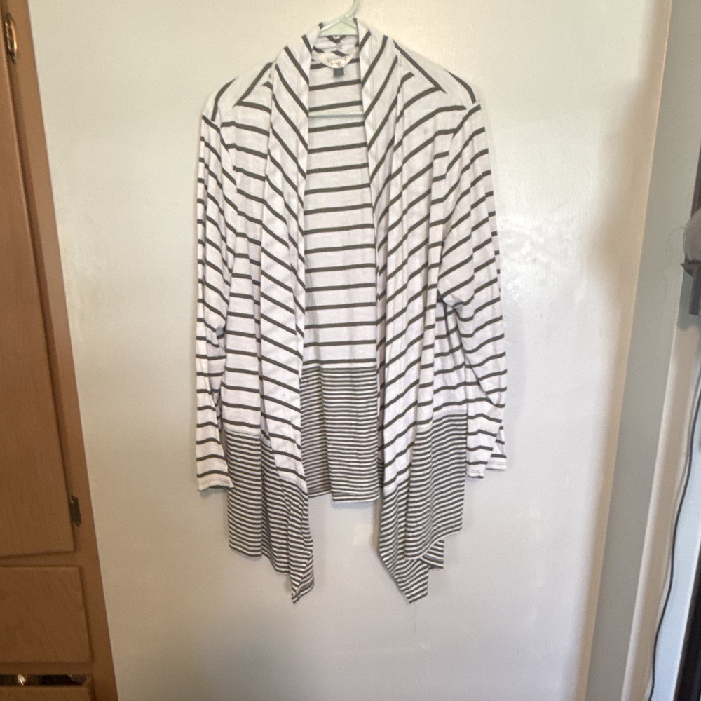 Terra & Sky White Black Striped Cardigan Sweater 2X Plus Knit Open Front Long