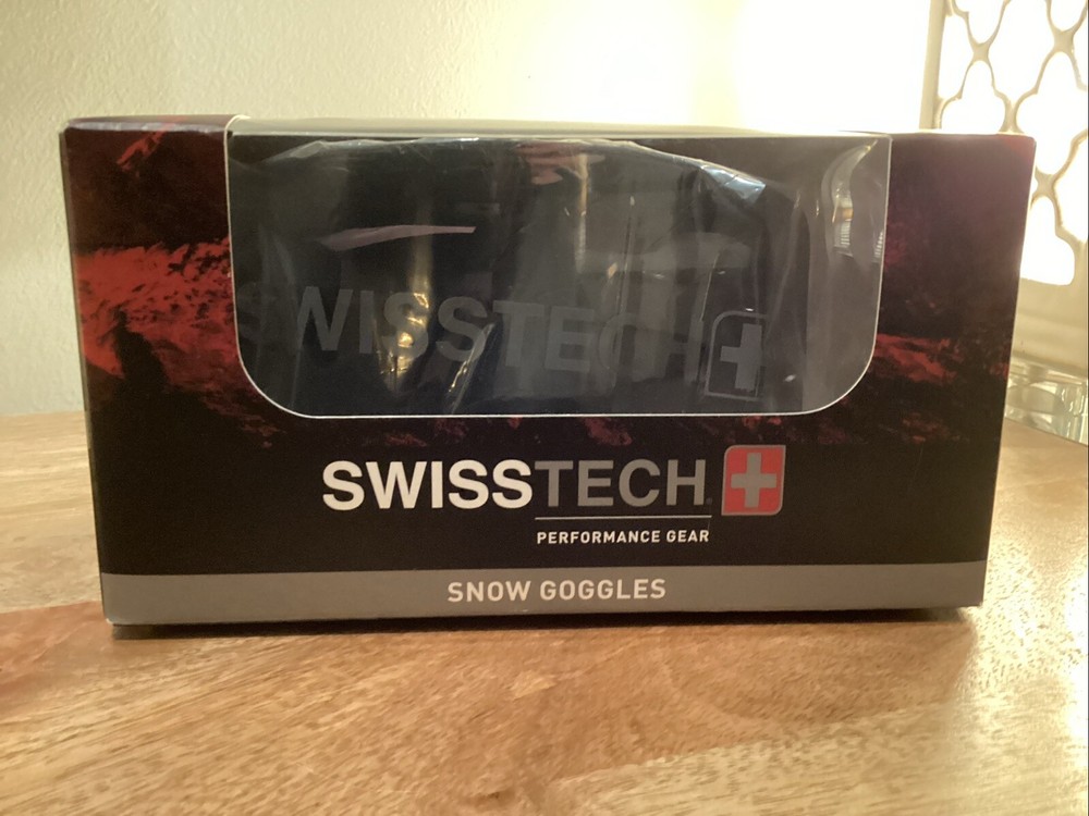 Swiss Tech BLACK Anti-fog, Vented, Adjustable Snow Goggles - BRAND NEW IN BOX