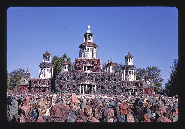 Photo:Redmond Oregon Peterson's Rock Garden 1987 stone castle museum