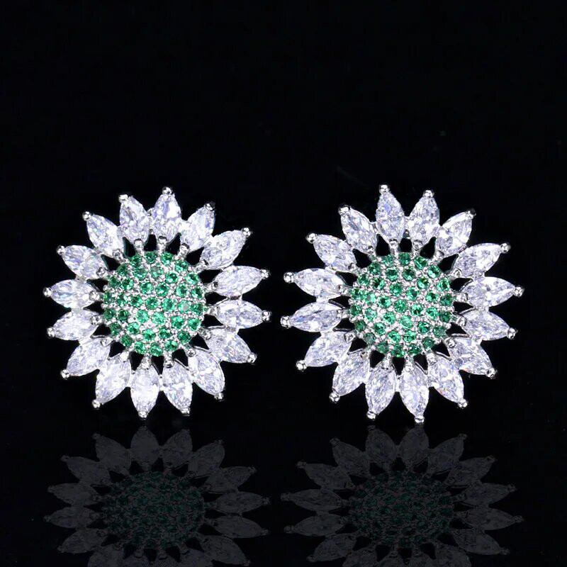 White Gold Plated Green Cubic Zirconia Stone Piercing Stud Lovely Flower Earring
