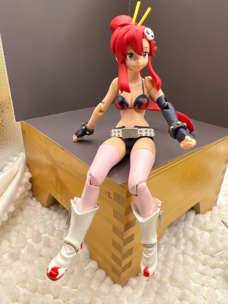 (F)  Gurren Lagann Yoko Littner Figure - Articulated - loose - preowned