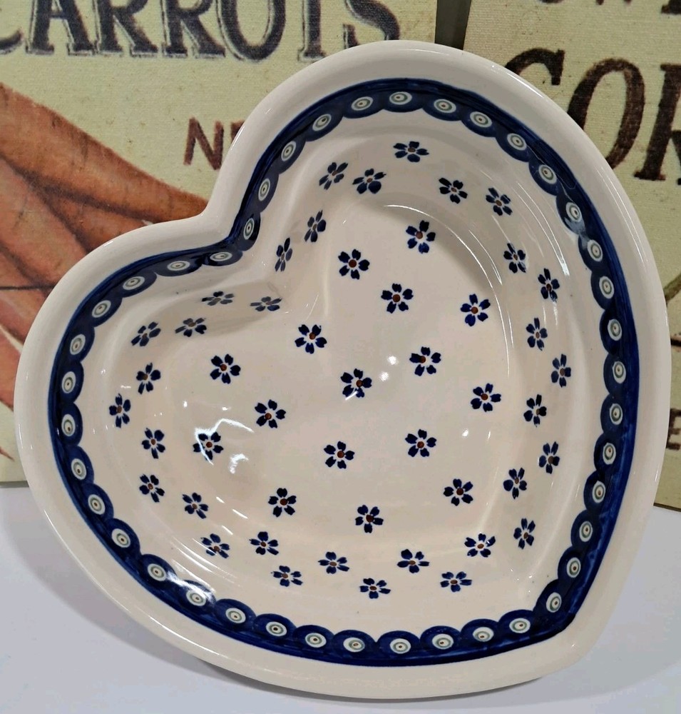 Polish Pottery Boleslawiec Heart Shape Bowl Casserole Blue Peacock Floral 8.5