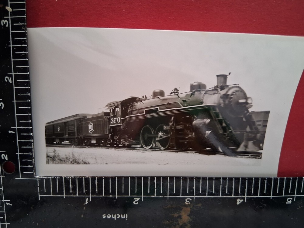 MISSOURI KANSAS & TEXAS RAILROAD 4-6-2 LOCOMOTIVE #350 PHOTO w PASSENGER TRAIN