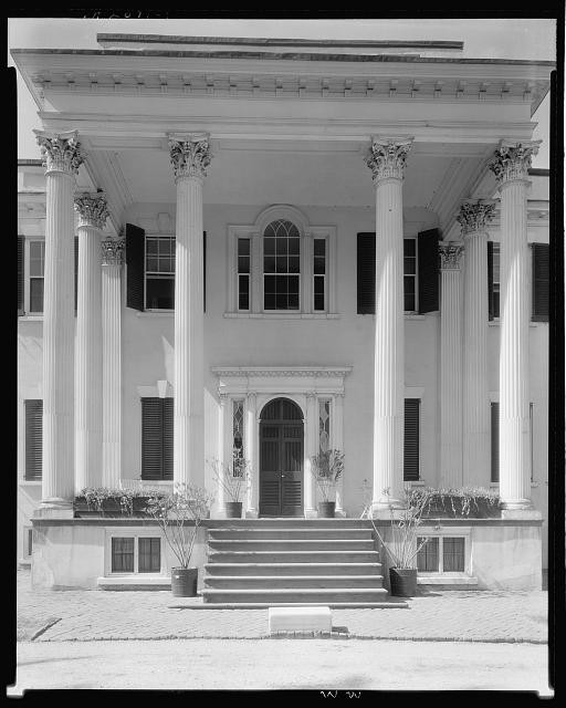 Photo:Oatlands Leesburg Virginia 1930s Plantation House Columns Entrance
