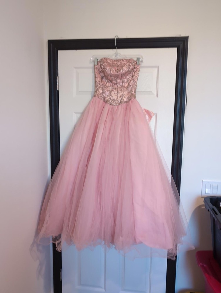 Size 6 vintage princess prom dress
