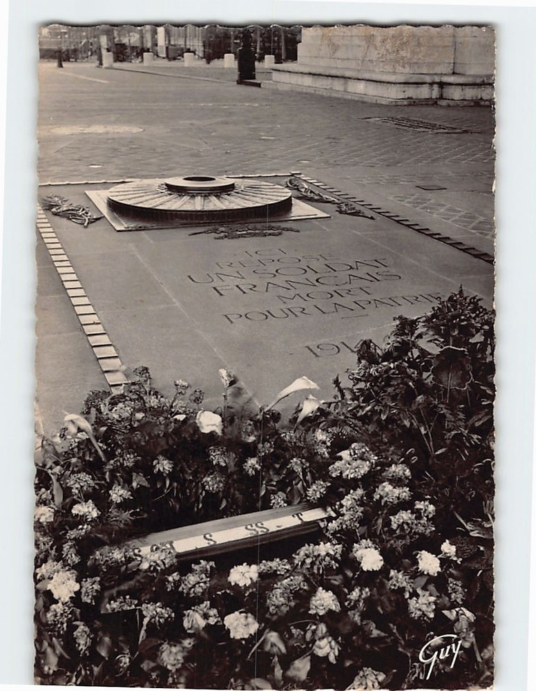 Postcard Tomb of the Unknown Soldier Arc de Triomphe Paris France