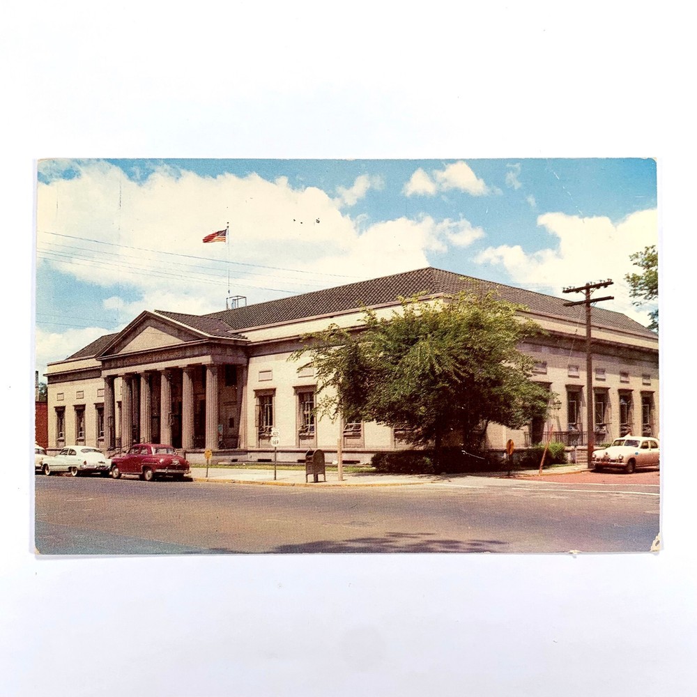 Postcard Ohio Warren OH Post Office Kaiser-Frazer Car 1950s Unposted  Chrome