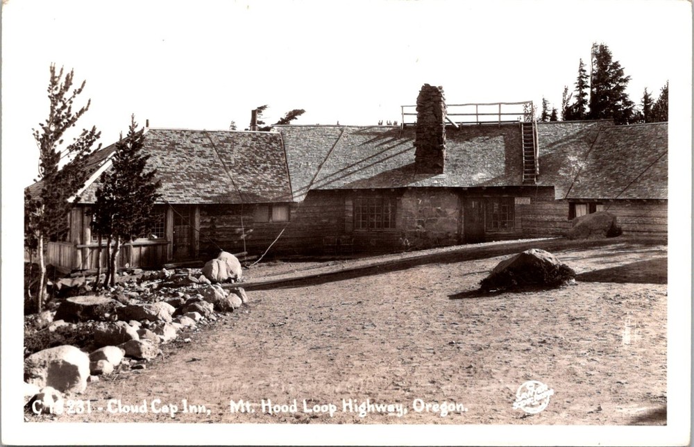 RPPC Cloud Cap Inn, Mt Hood Loop Highway OR Vintage Postcard N23