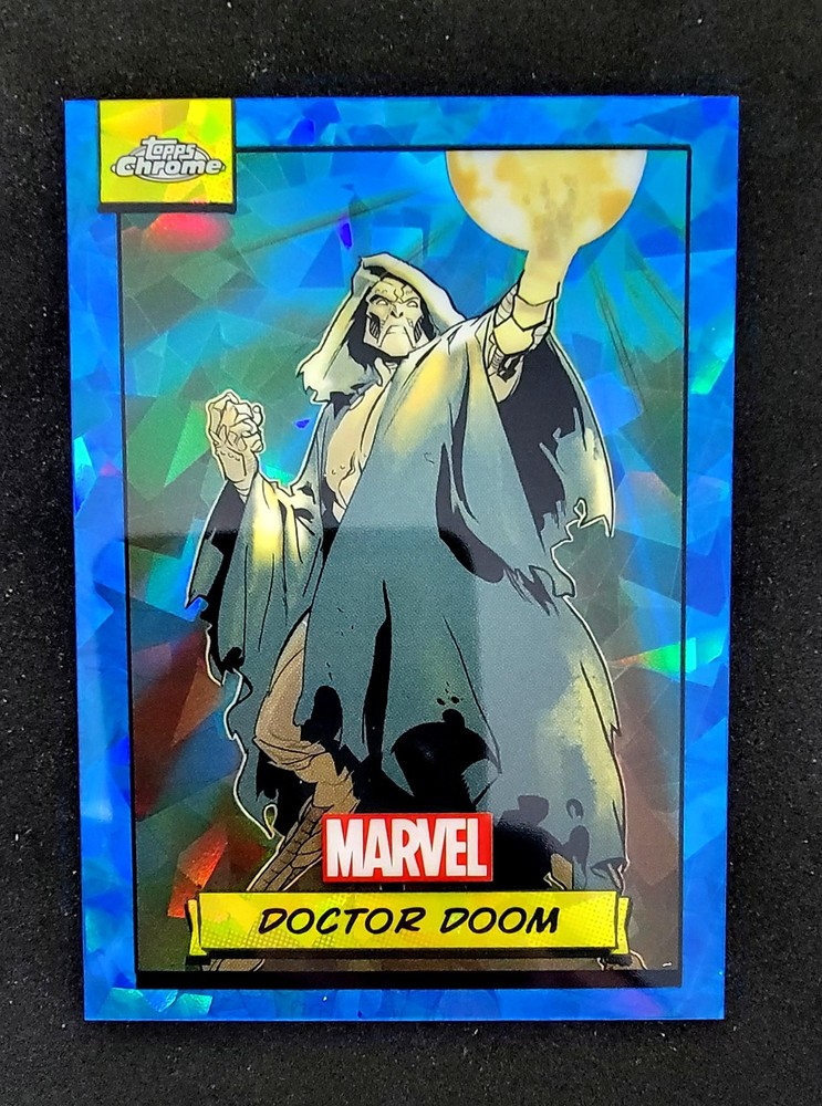 2024 Topps Chrome Sapphire - Marvel #61 Doctor Doom