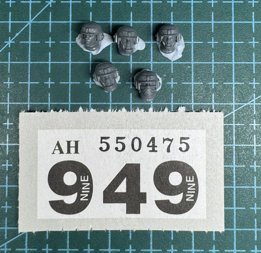 New Astra Militarum Cadian Shock Troops Helmet Kit 40K Heresy Bits