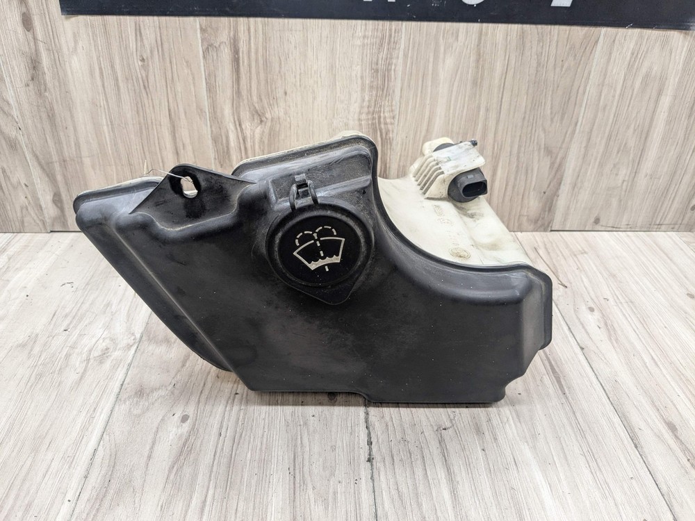OEM BMW E46 E85 E86 Z4 325 330 Windshield Wiper Washer Fluid Reservoir Tank