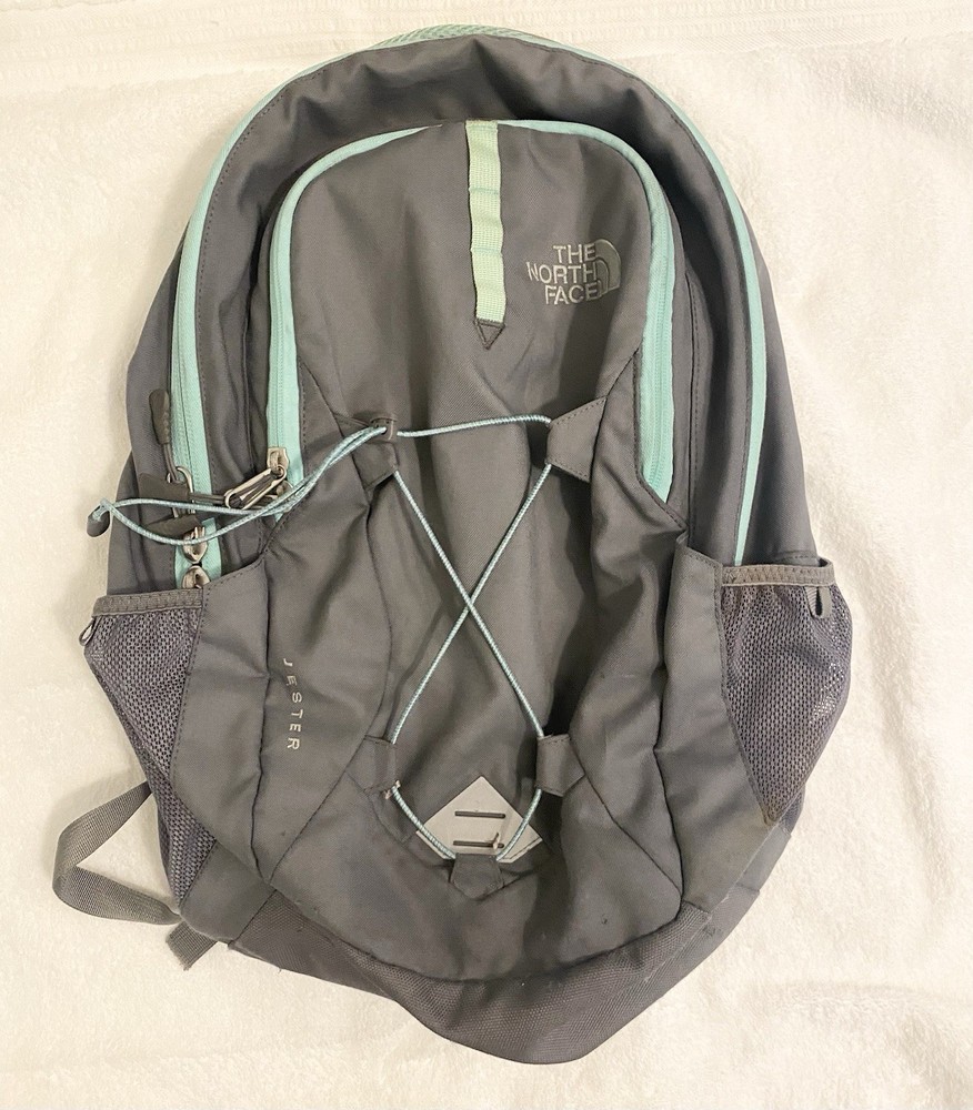 The North Face Jester FLEX Backpack in Grey Aqua - Pre-Owned