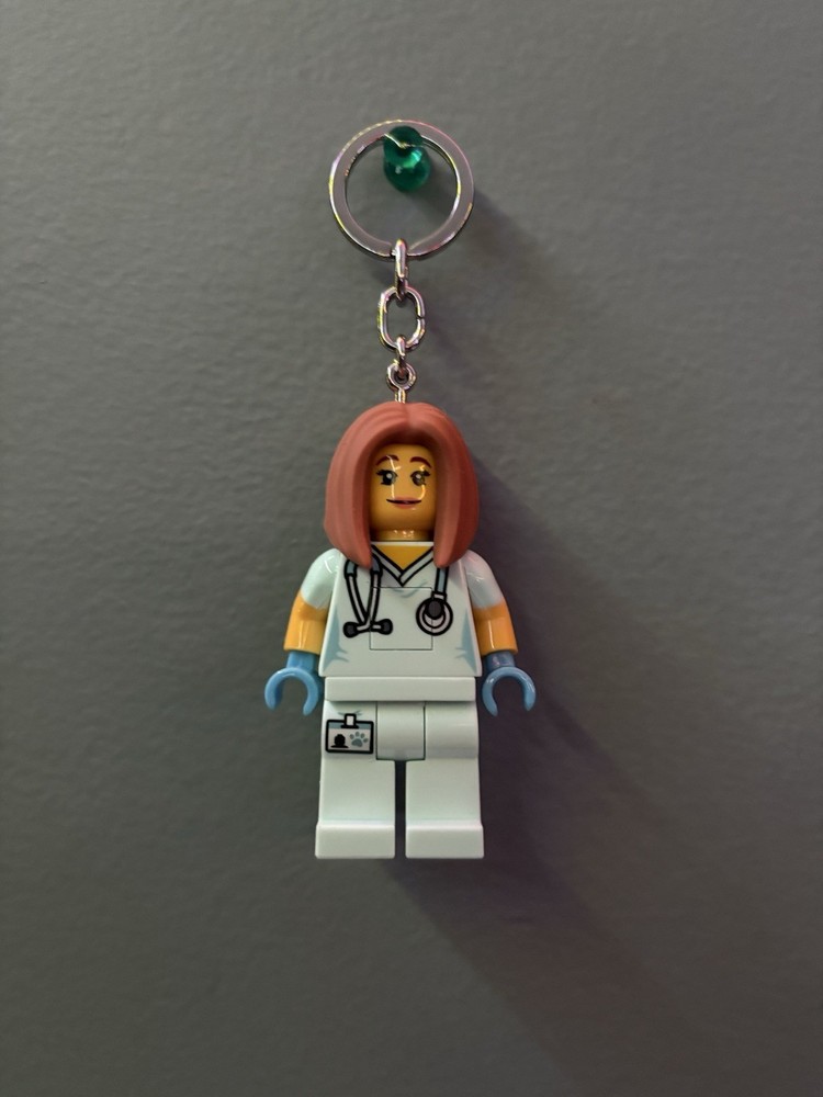 LEGO Medical Doctor/Nurse Minifigure Keychain Detachable Keyring White Brown