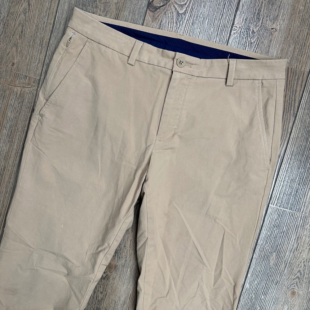 Vineyard Vines OTG On-The-Go Pant Mens 34x30 Tan Khaki Stretch Chino Performance