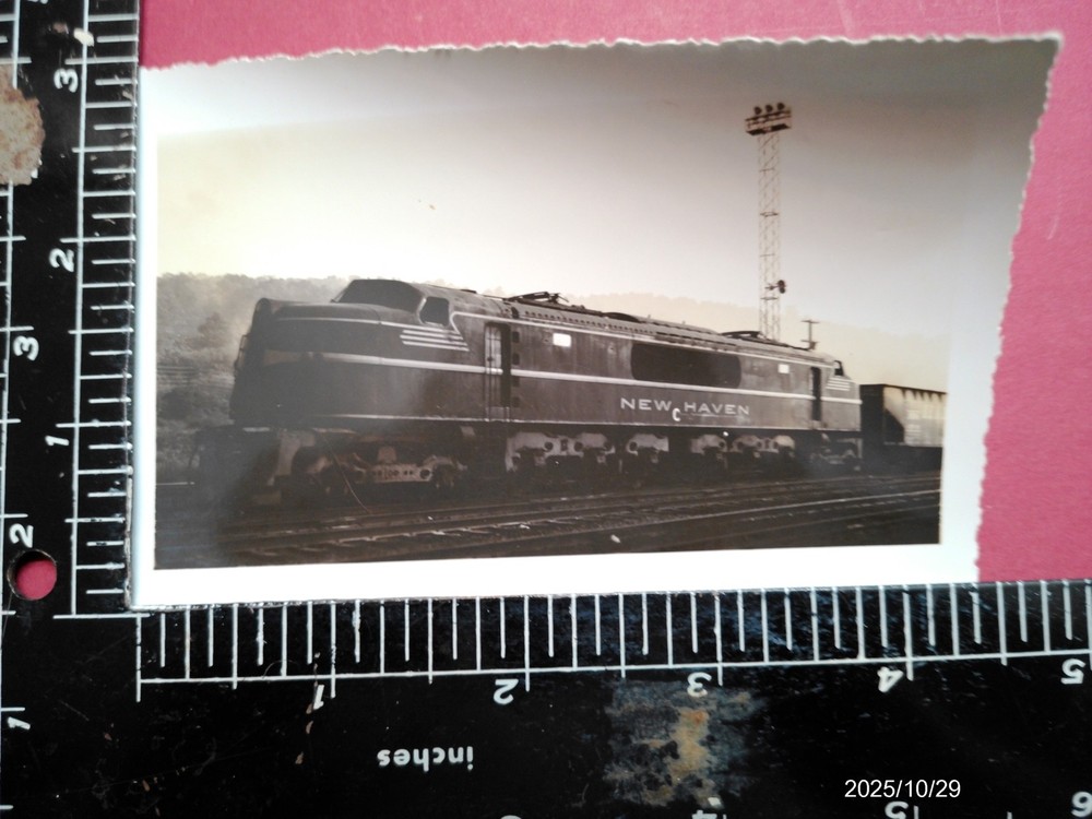 NEW HAVEN RAILROAD DIESEL ELECTRIC LOCOMOTIVE #C EARLY PHOTO w FREIGHT TRAIN
