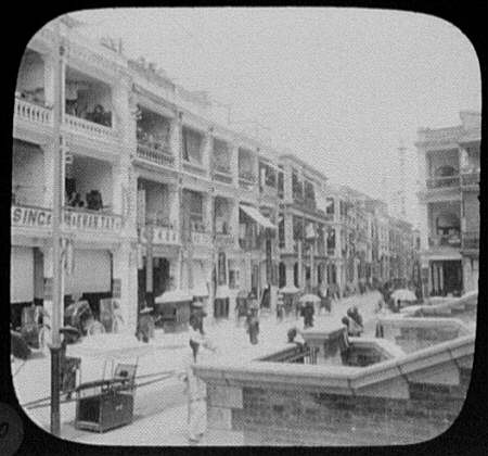 Queen Road Street Scene,Hong Kong,1895,William Henry Jackson,Photographer