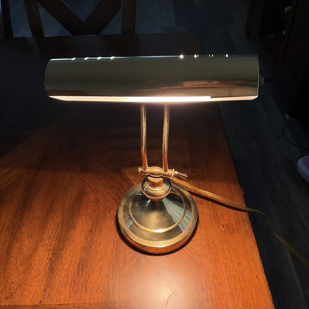 Vintage Brass Adjustable Bankers Piano Desk Lamp Underwriters Laboratories Works